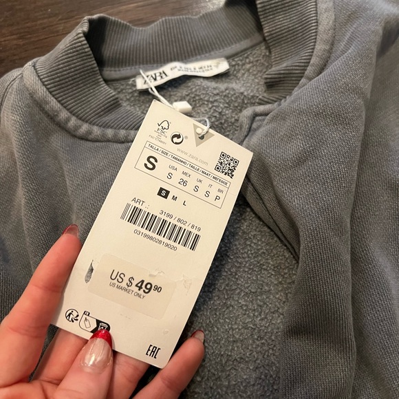 Zara zip up - Picture 2 of 3